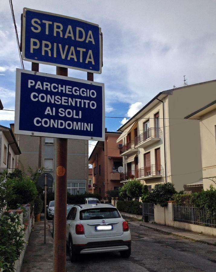 Apt Luminoso, Spazioso Con Aria Condiz E Bici Apartment Viareggio Exterior foto